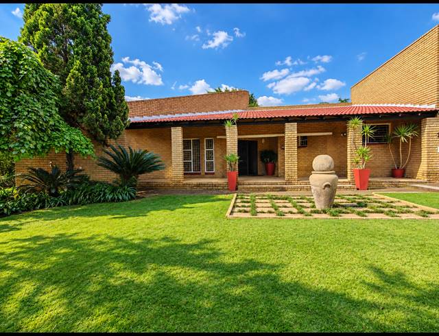 4 BEDROOM HOUSE FOR SALE IN THREE RIVERS EAST